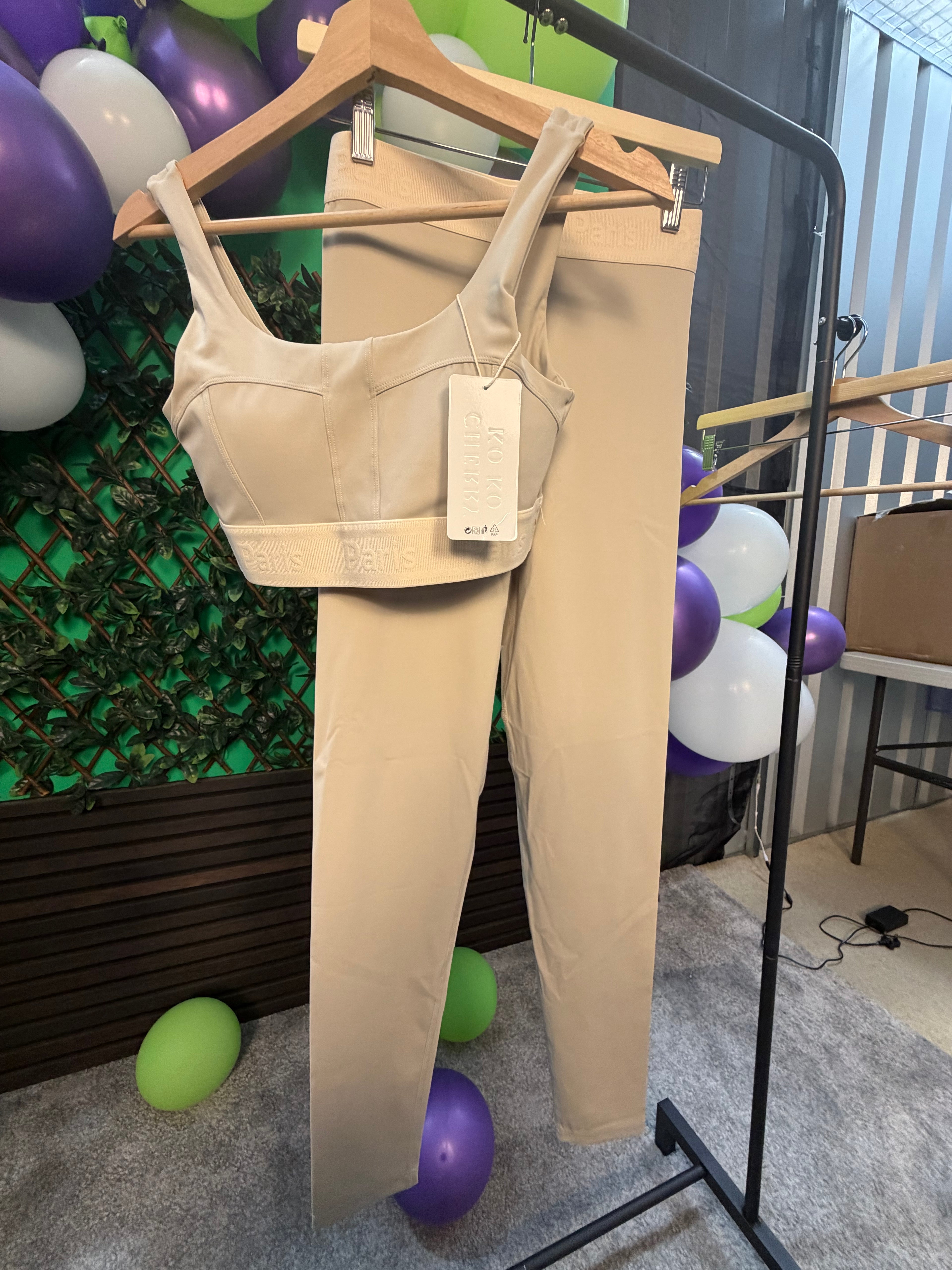 Gym Set with Paris Detail