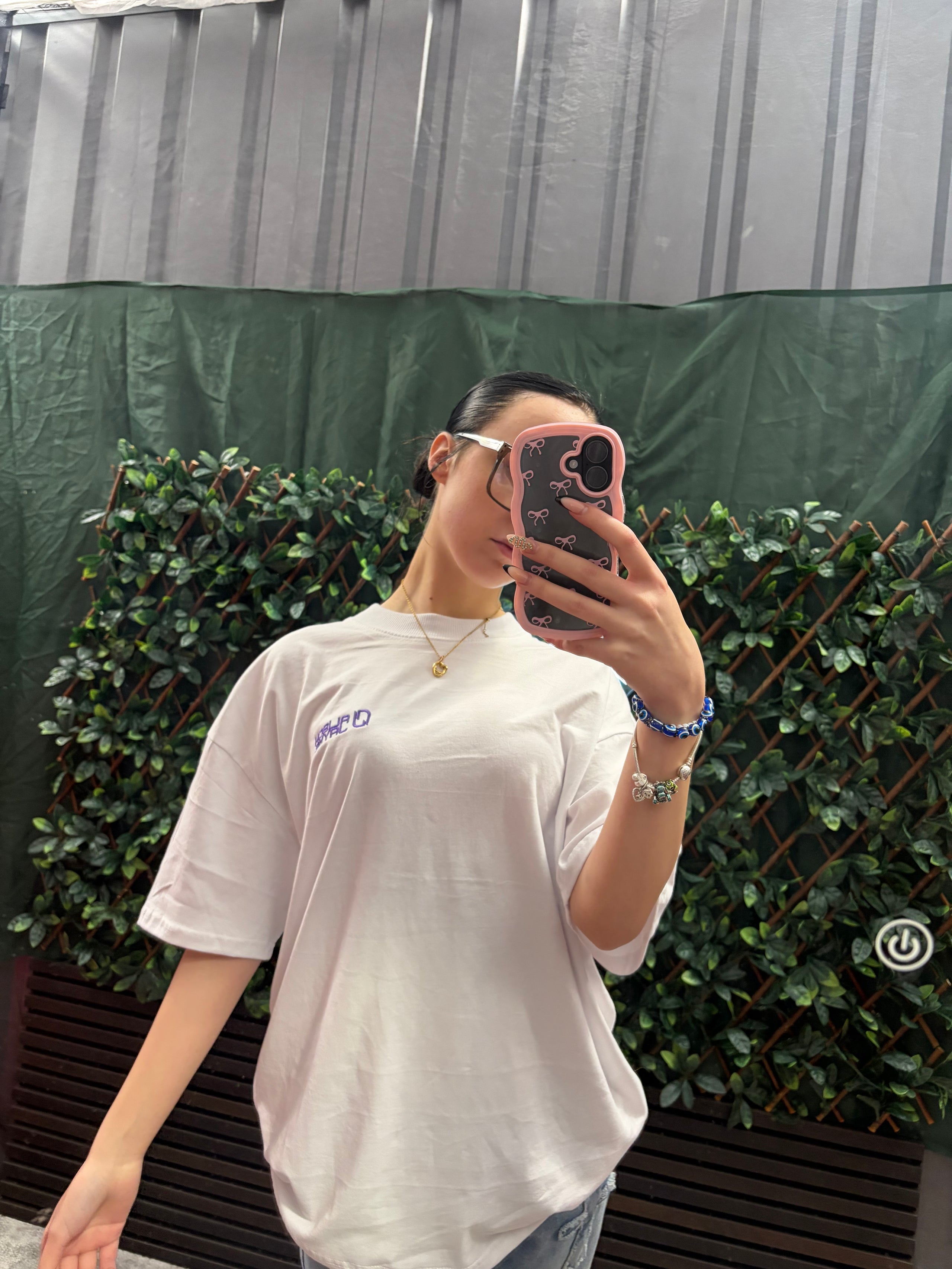 AJ Oversized, Unisex T-Shirt.