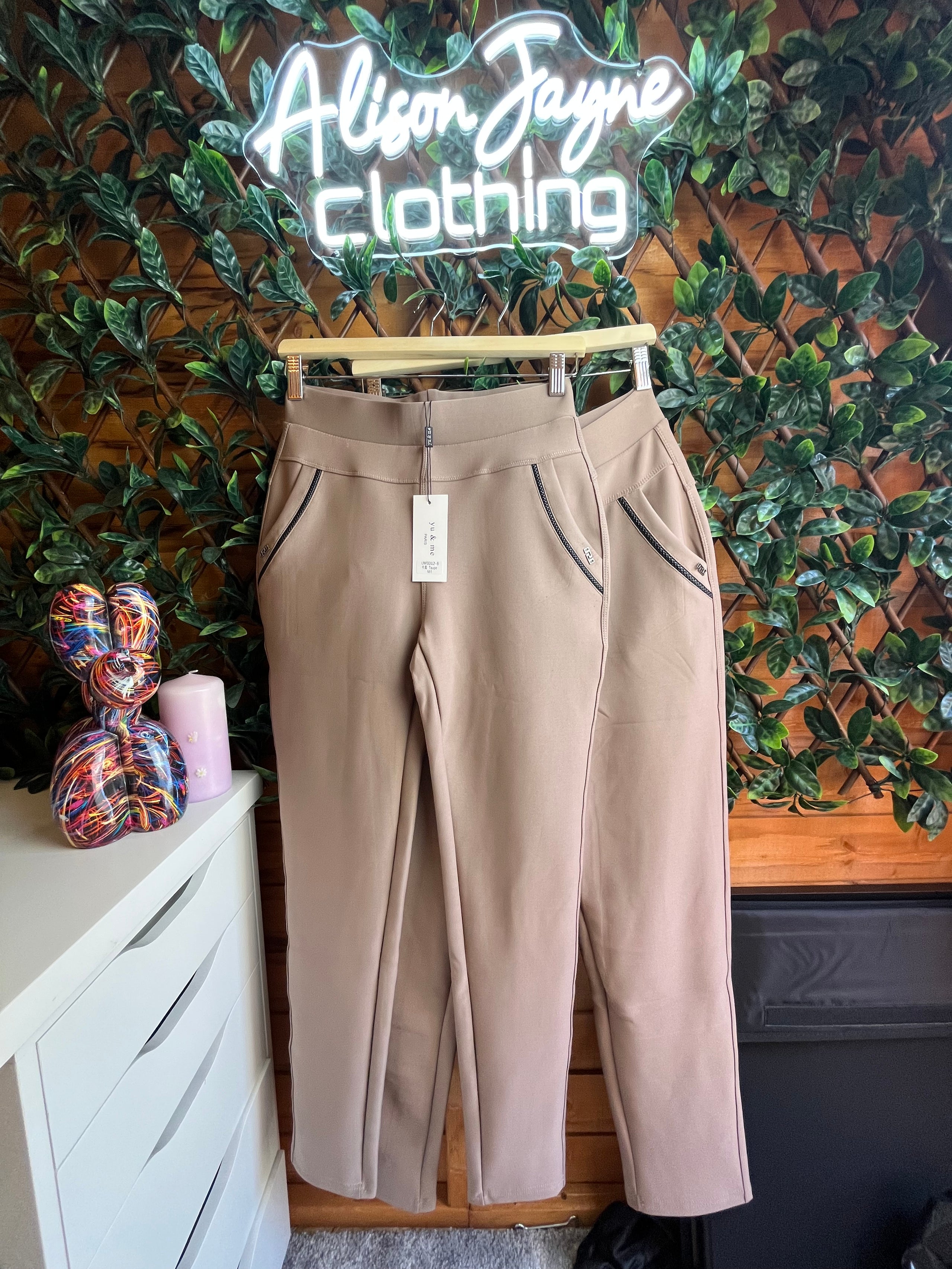 You & Me Leggings