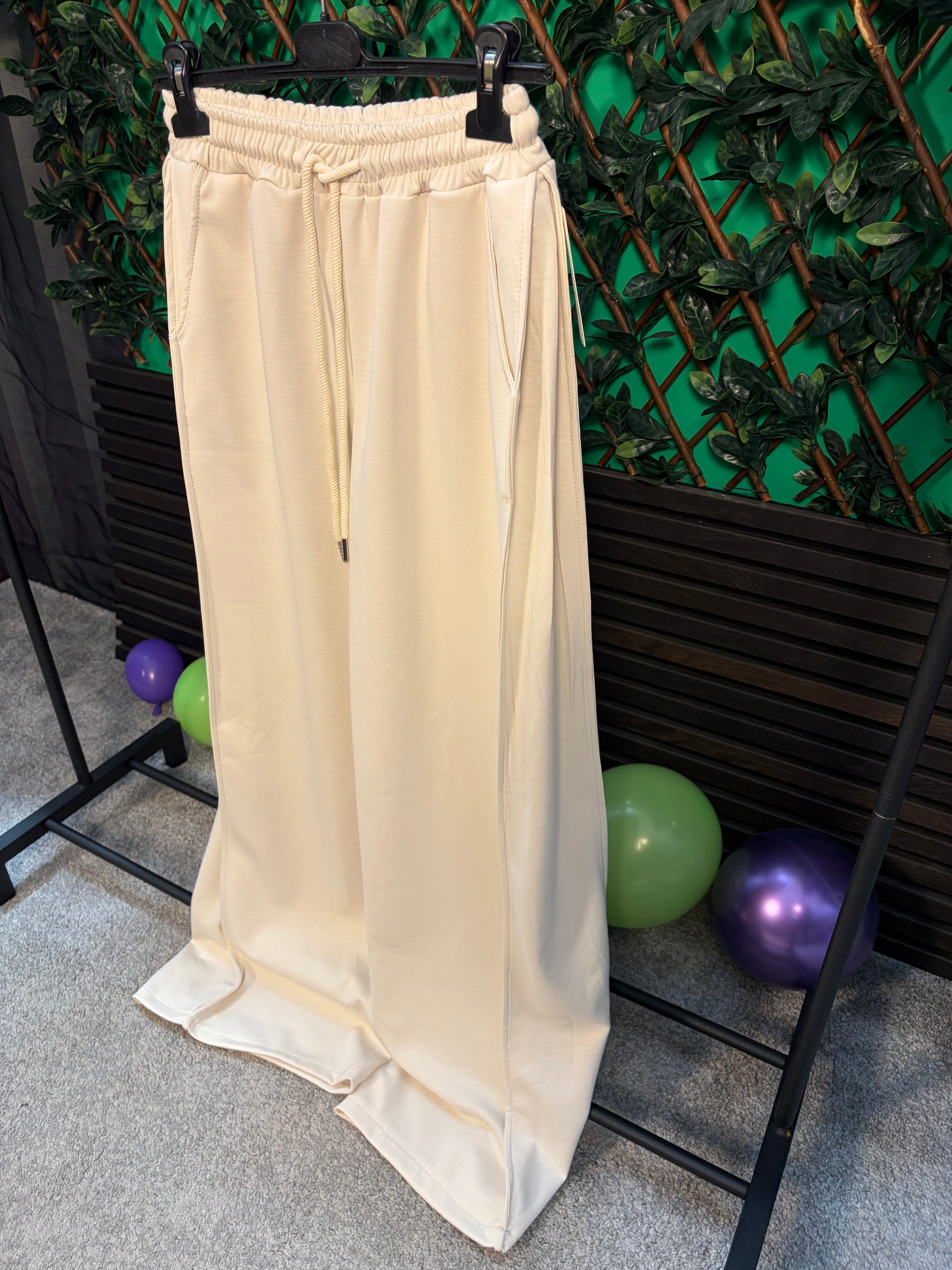 Soft feel, wide leg joggers with expansion panel (6-14)