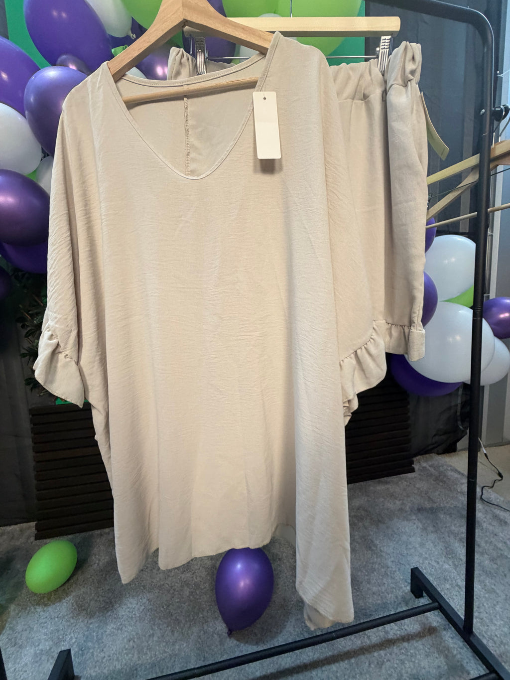 Plus Size Frilled Top & Shorts