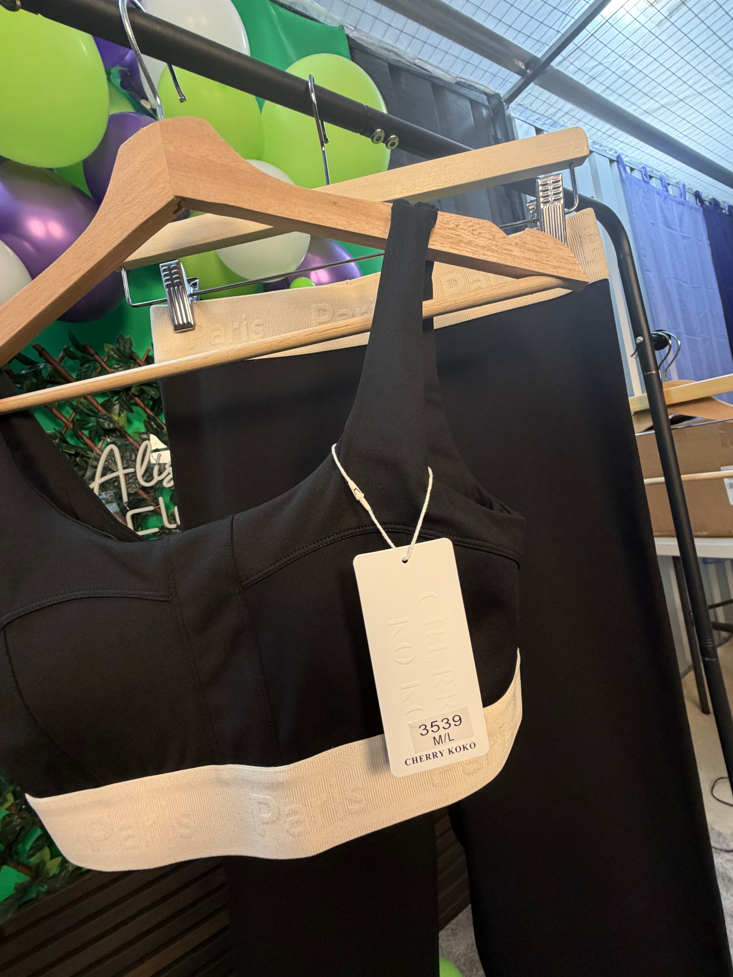 Gym Set with Paris Detail