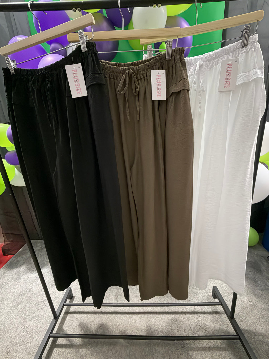 Plus Size- Lightweight, Elasticated Waist Trousers
