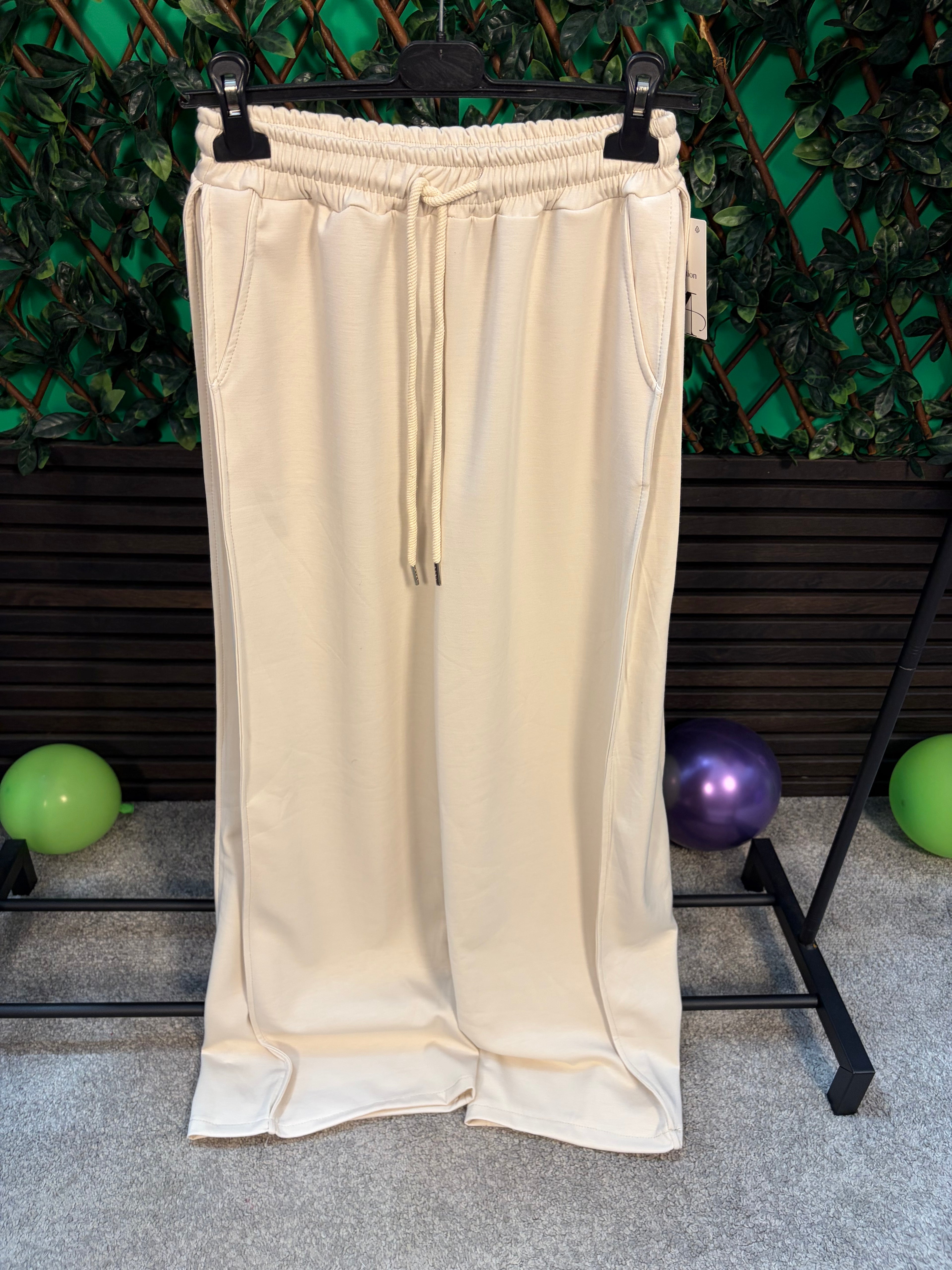 Soft feel, wide leg joggers with expansion panel (6-14)