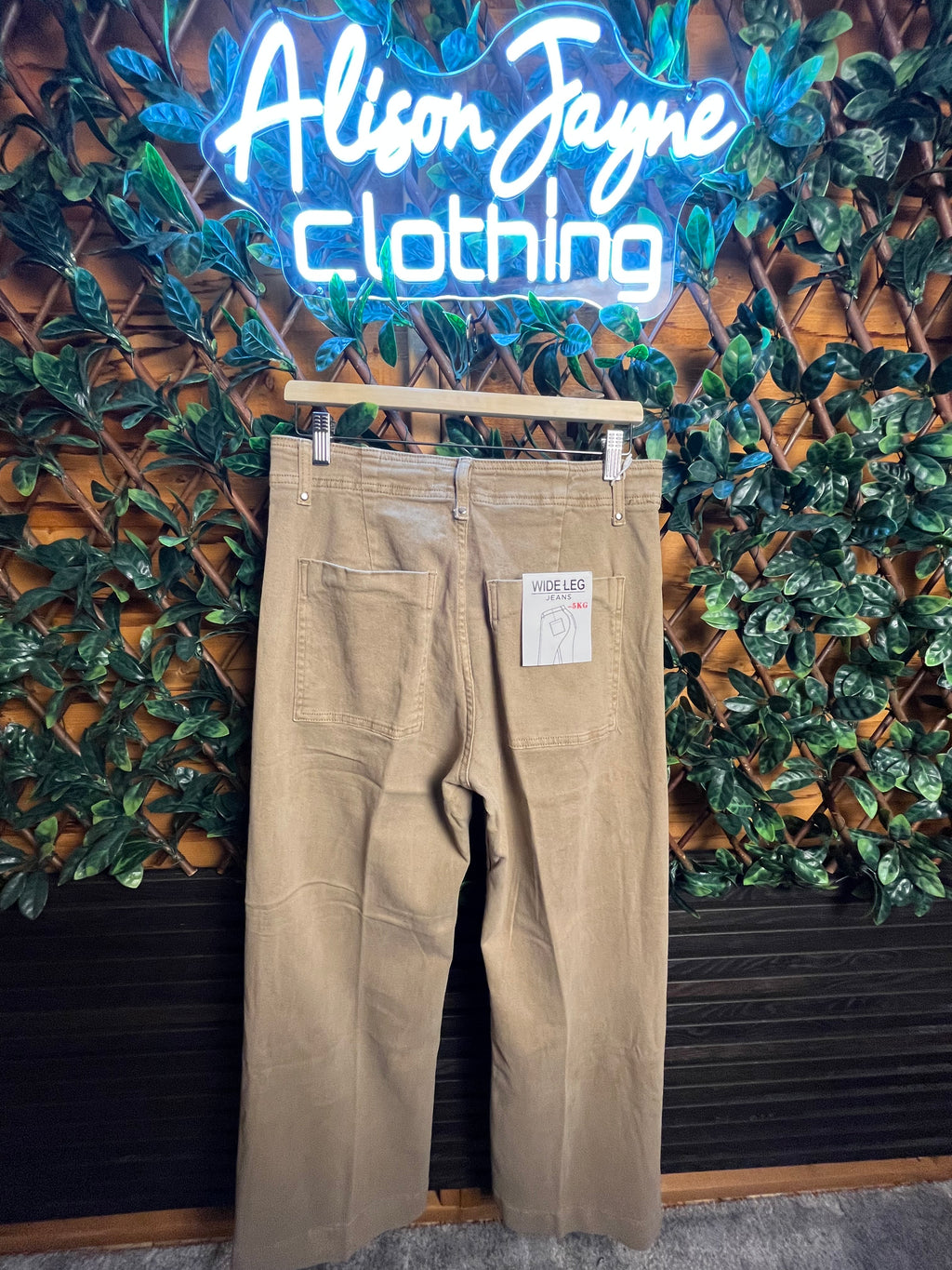Front Seam, High Waisted, Wide Leg Jeans- 31 inch inside leg.